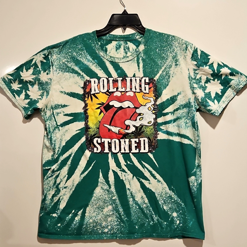 'Rolling Stoned' green and white tie dye cannabis print graphic tee XL